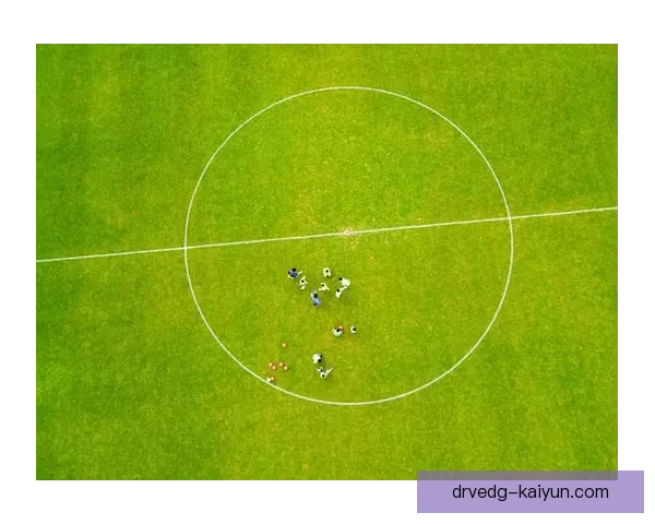 拉乌塔罗适应意大利生活的秘诀，表现稳健，逐渐融入足球与日常生活的平衡