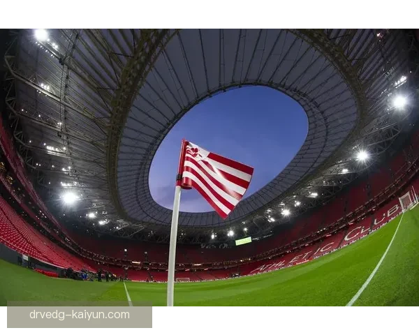 西甲蒙特惠奇球场近期表现稳健，吸引众多球迷关注