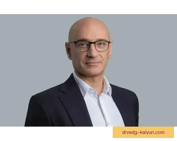 西甲纳瓦拉近期表现稳健，持续展现强劲竞争力